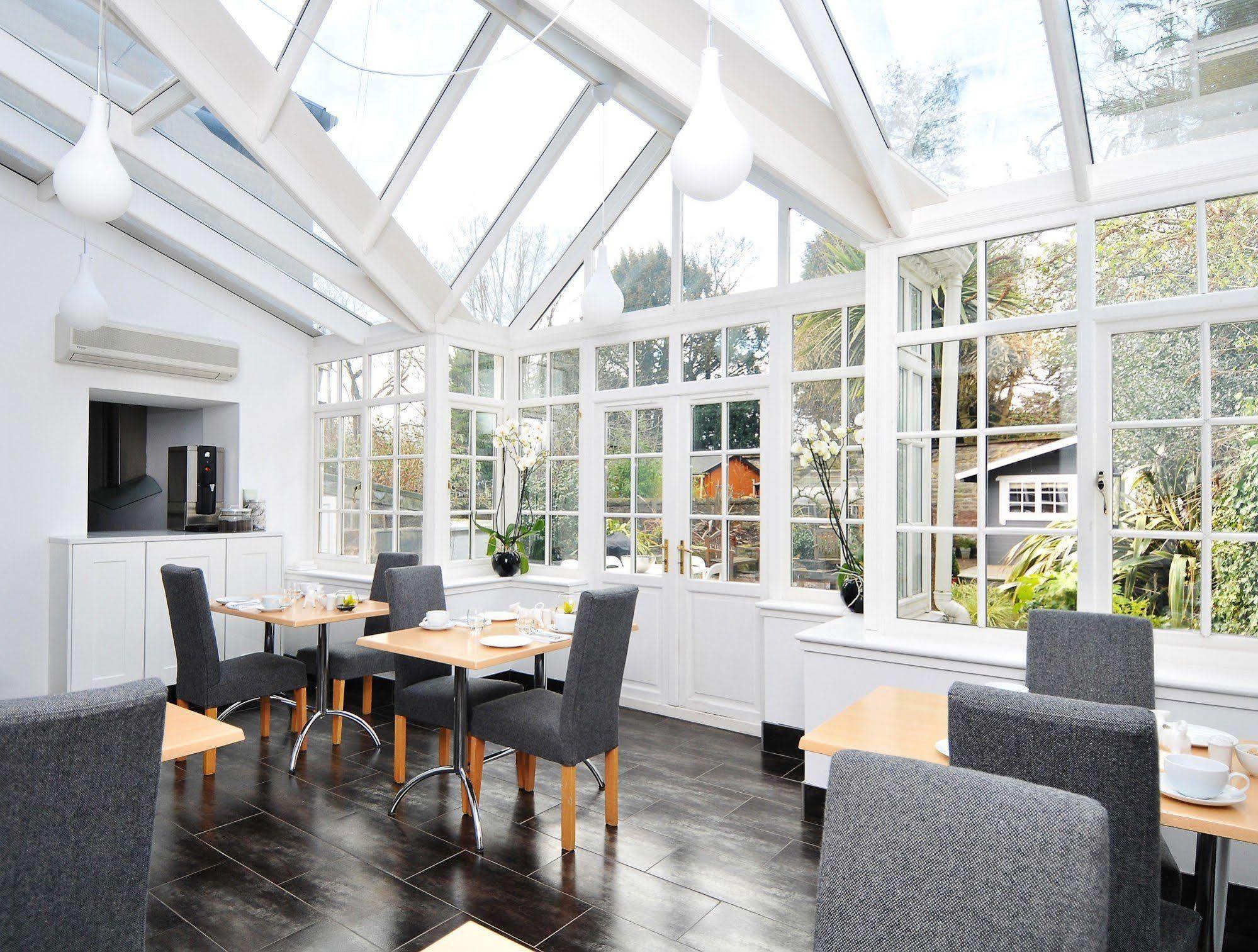 94Dr Villa Edinburgh Buitenkant foto